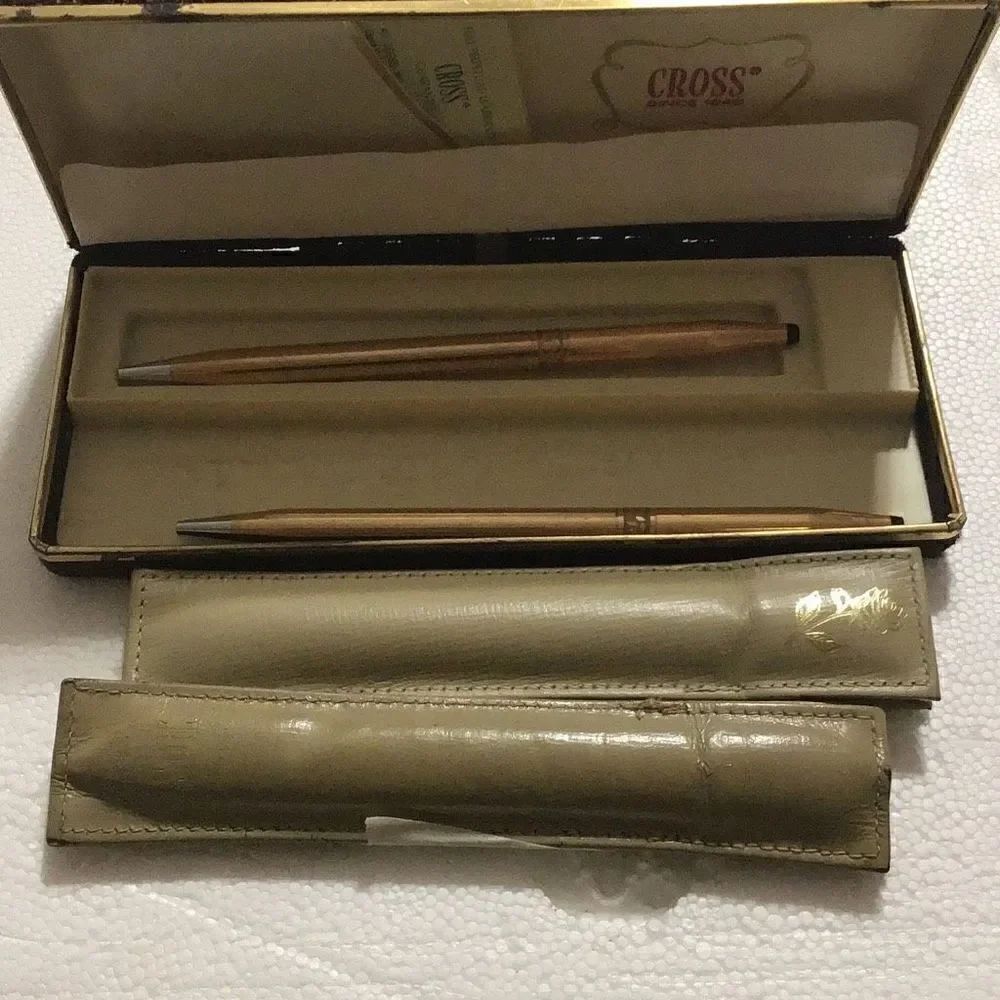Vintage 14 karat gold filled “Rose cross pen, pencil set in nearly new condition